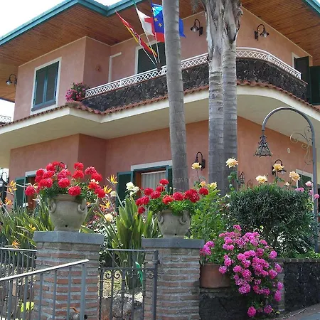 Oda ve Kahvaltı Dagala Santa Venerina