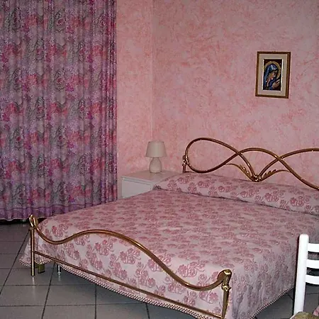 Bed and breakfast Dagala 3*